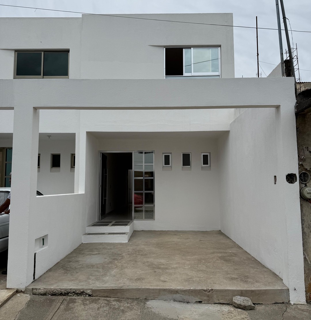 Casa nueva en venta en Colonia Reserva Territorial, Xalapa